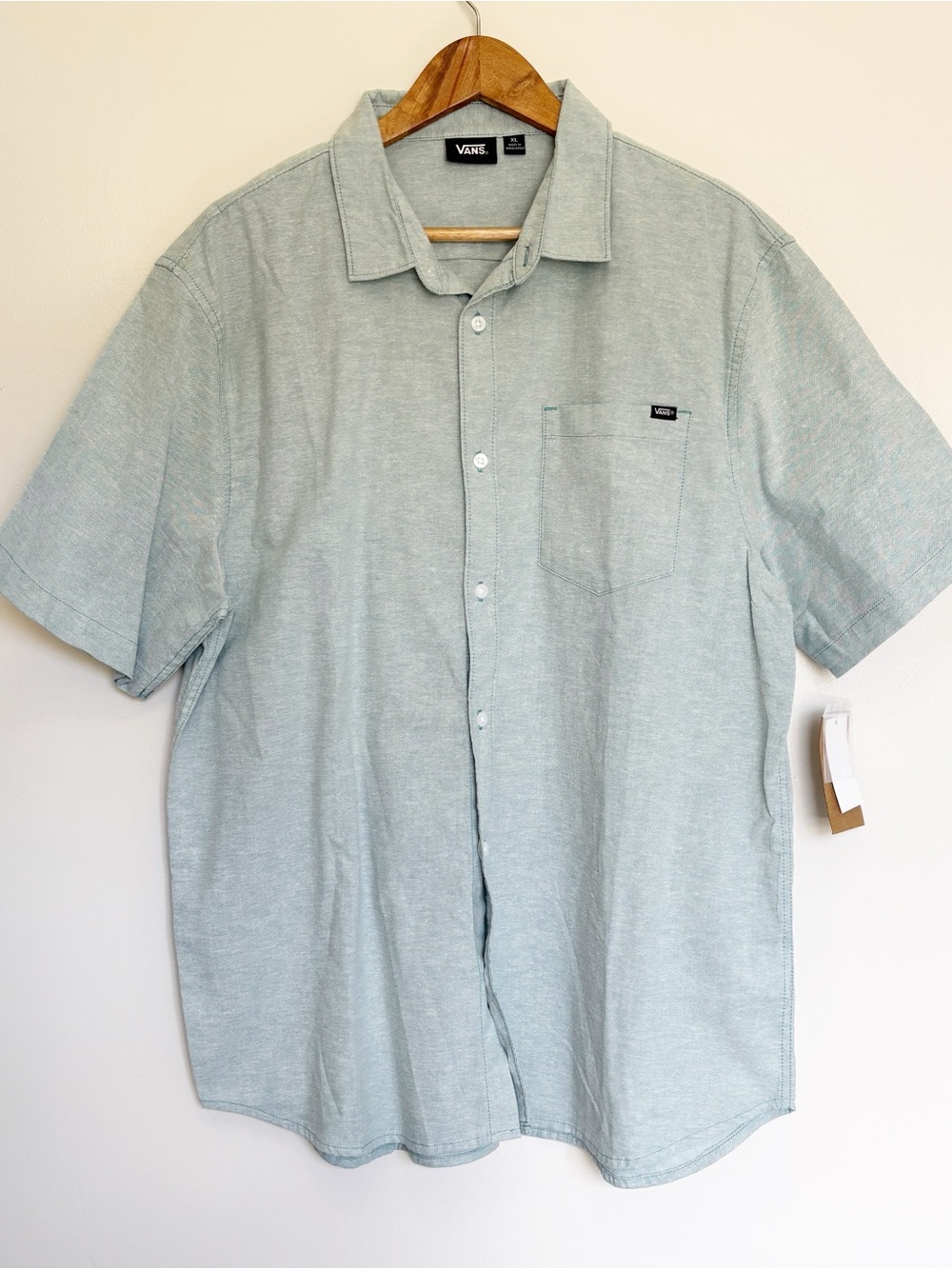 Vans Men's Light Mint Short Sleeve Button-Up Shirt Size XL